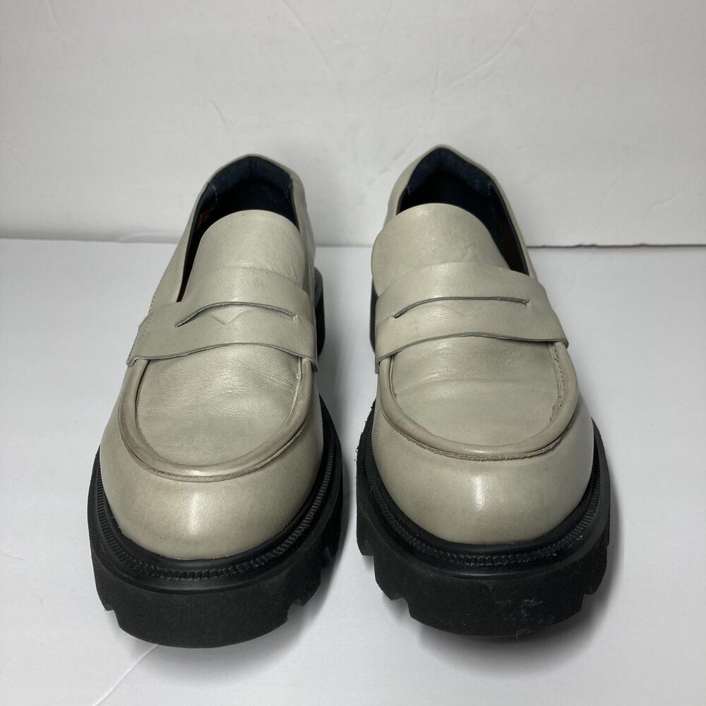 Miz Mooz Toni Loafer Shoes Womens Size 9.5 Gray Leather Chunky Lug Sole